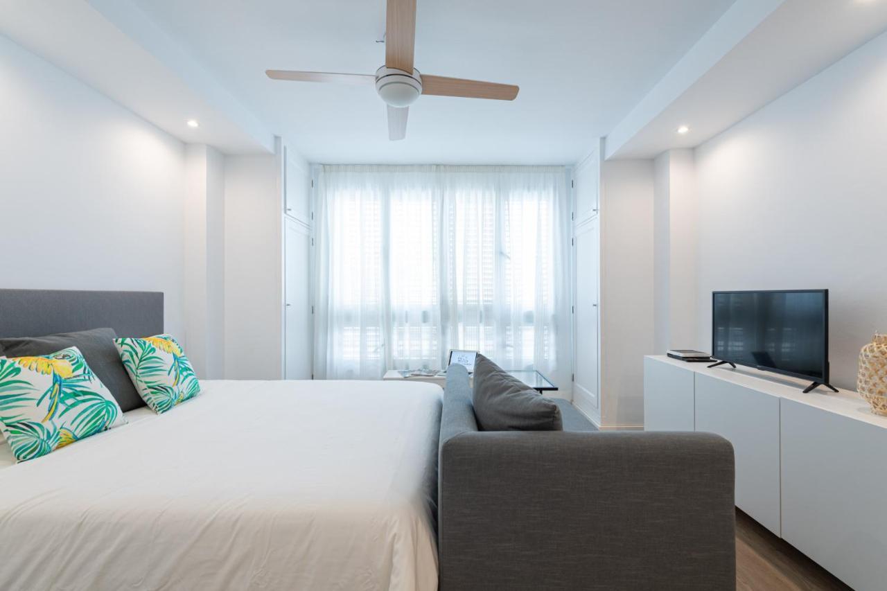 Homeforguest Moderno Estudio Junto A Las Canteras Las Palmas Exterior photo